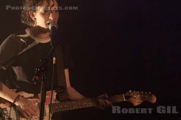 MICACHU AND THE SHAPES - 2015-10-03 - PARIS - Cafe de la Danse - 